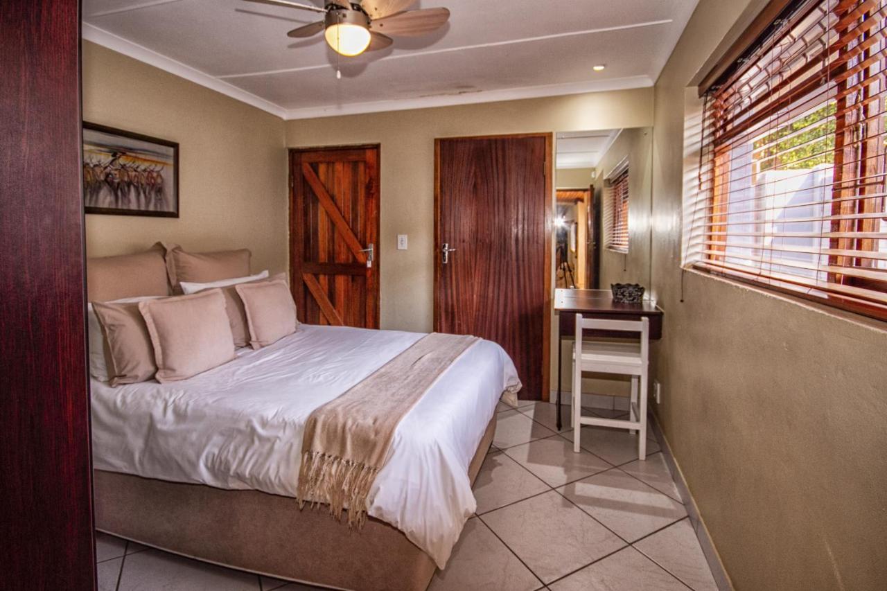 Ohannas Bnb & Self Catering เพลตเตนเบิร์กเบย์ ภายนอก รูปภาพ