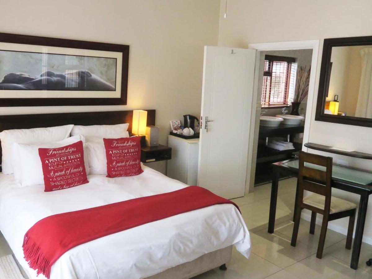 Ohannas Bnb & Self Catering เพลตเตนเบิร์กเบย์ ภายนอก รูปภาพ