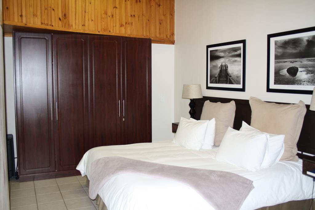 Ohannas Bnb & Self Catering เพลตเตนเบิร์กเบย์ ภายนอก รูปภาพ