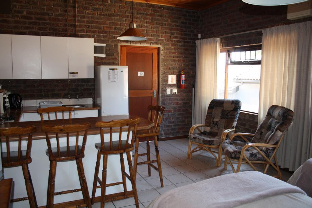 Ohannas Bnb & Self Catering เพลตเตนเบิร์กเบย์ ภายนอก รูปภาพ