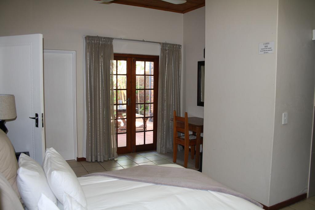Ohannas Bnb & Self Catering เพลตเตนเบิร์กเบย์ ภายนอก รูปภาพ